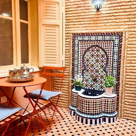 Apartment With Ac, Patio And Rooftop Appartement Climatise Avec Patio Et Toit Terrasse 马拉喀什 外观 照片